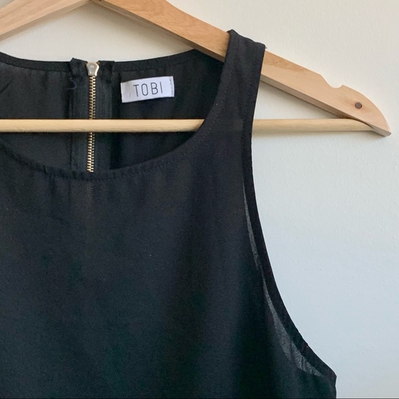 TOBI Racerback Crop Top - Picture 3 of 7